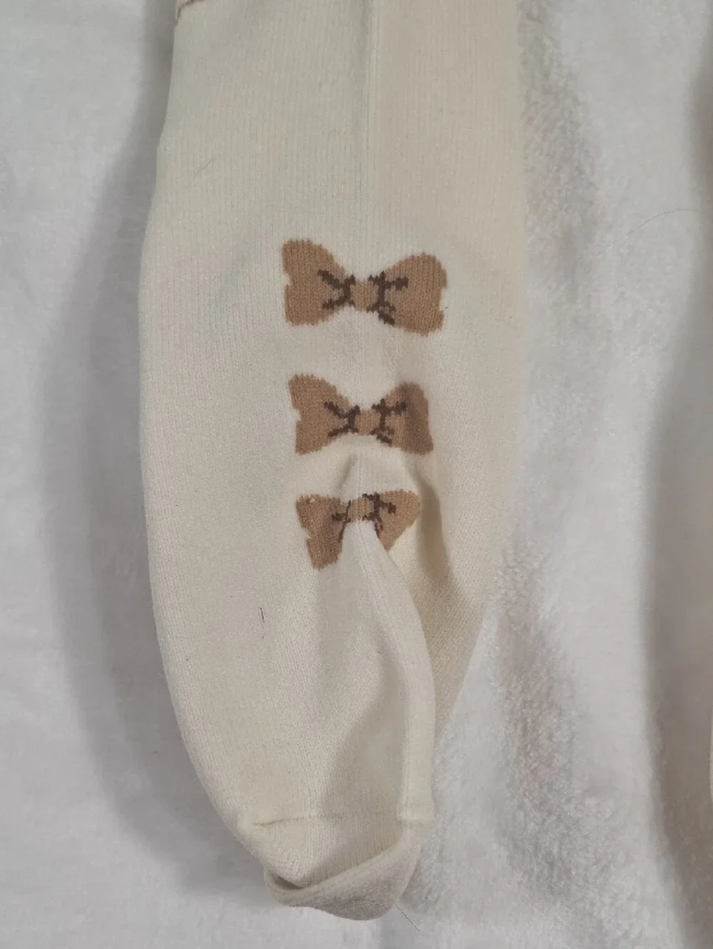 Innocent World Ivory Dove Floral Garland OTK Socks | Classic Lolita 🤍